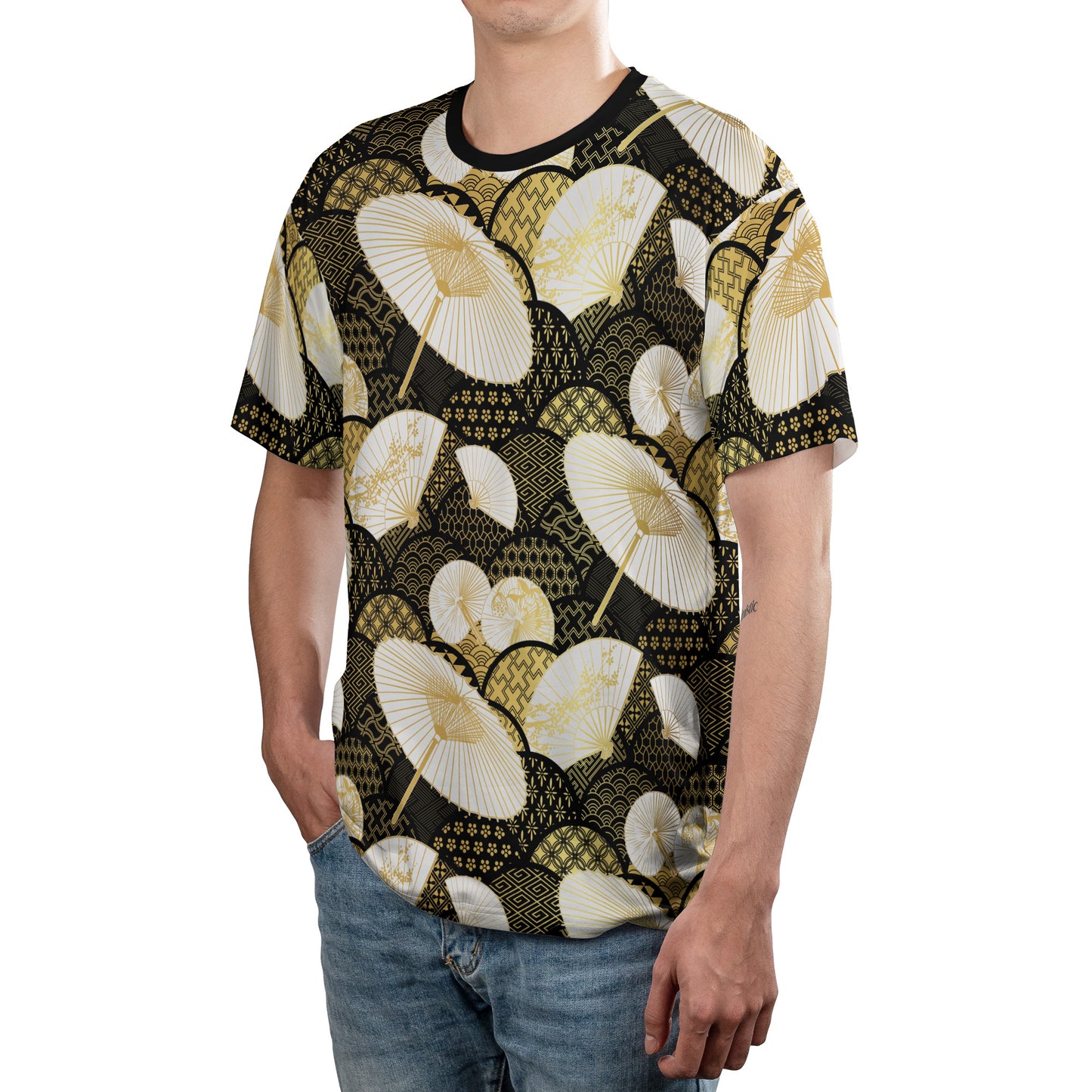 Black & Gold Fan Umbrella & Kimono Comfort T-shirt